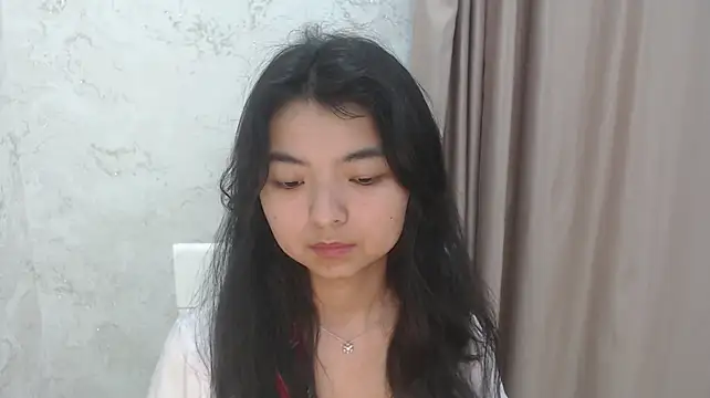 Shy_Kira