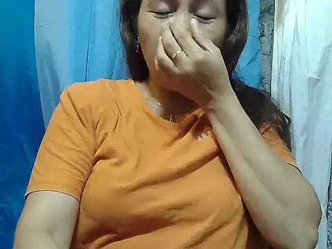 prettymomma24xx live cam preview