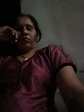 Pariraja_cute live cam preview