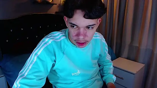 haku_nayro webcam