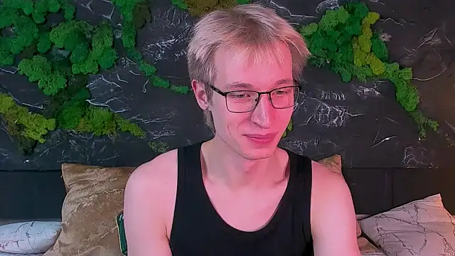 ADRIAN_LUKS