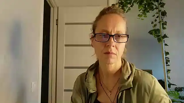 Lioraweiss on Stripchat