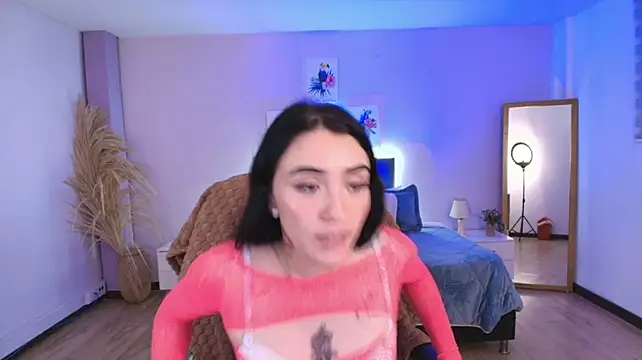 Paola_Owens_ webcam stripchat model stream image