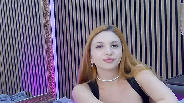 FoxyJoy live cam on StripChat