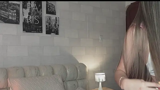 Alanna-Rosse webcam