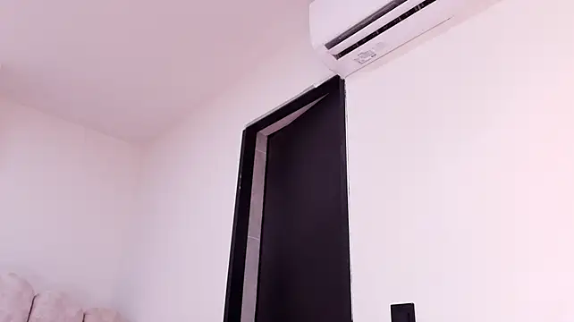 Karla_hilton1