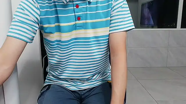 nole_china7 (Ask my age) - Talk ​and ​Fun 来聊天，来玩耍