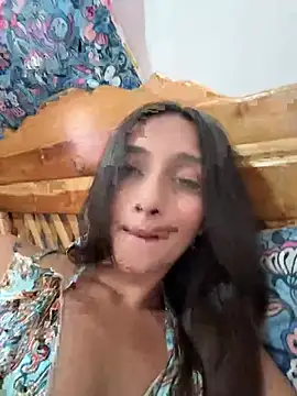 SamayRyann live cam on StripChat