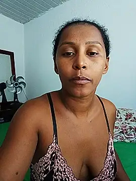 Celinehot1 live cam on StripChat