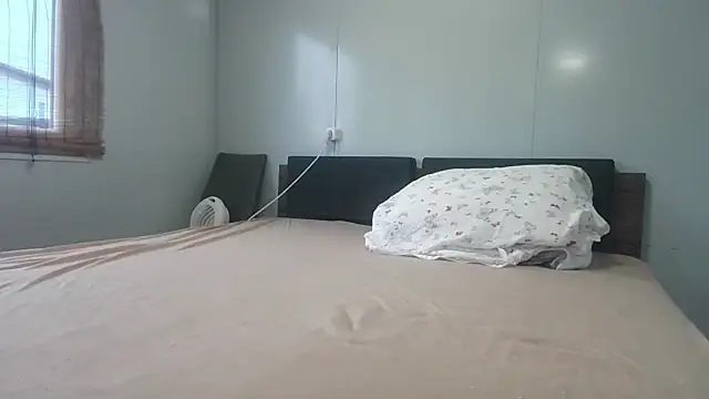 fulloferotic live cam preview