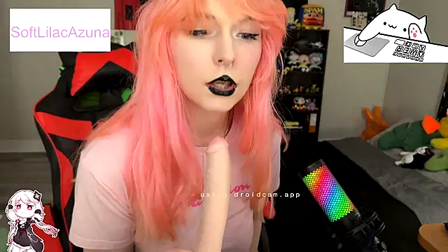 SoftLilacAzuna webcam stripchat model stream image