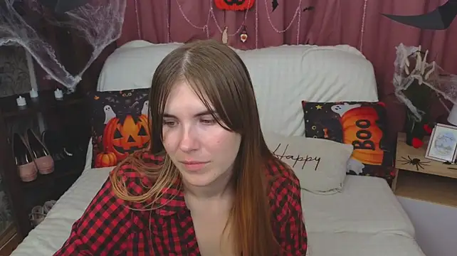 EmilyCuper_ live cam on StripChat