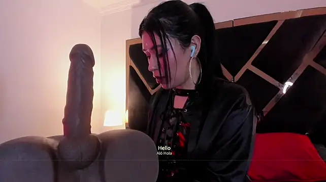 SusanVilla live cam on StripChat