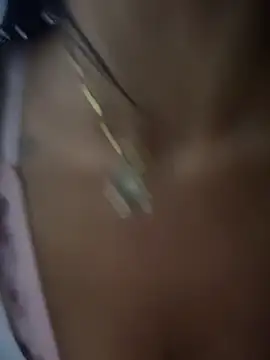 LuxeBrunetteXXX