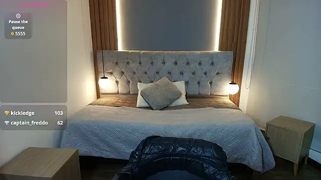 VictoriaLuxee_