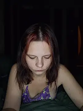 HotInnocence webcam stripchat model stream image