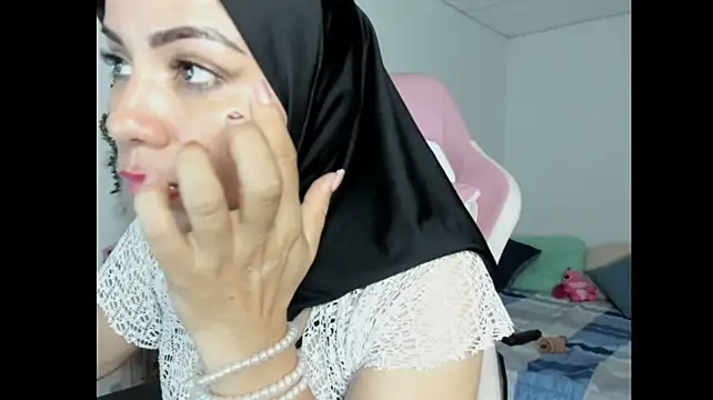 dalila_kemur