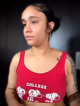 Isabella-Teen