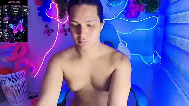 alys_love live cam preview