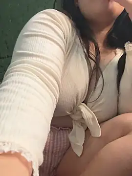MomoRins live cam preview
