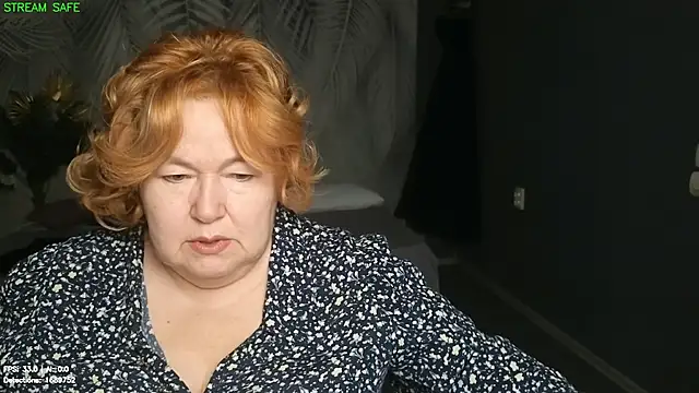 Nola_Nurse live cam preview