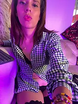 Alanna_Foxxx_