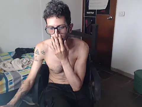 alisterxxx