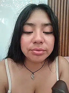 Amber_Herrera live cam on StripChat
