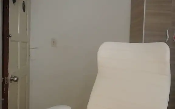 Salomesweet02 live cam on StripChat