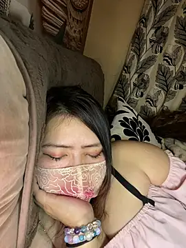 oooCHAMUooo webcam stripchat model stream image
