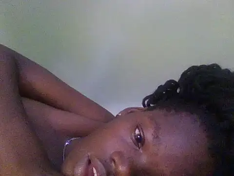Sweet_berryxx live cam on StripChat