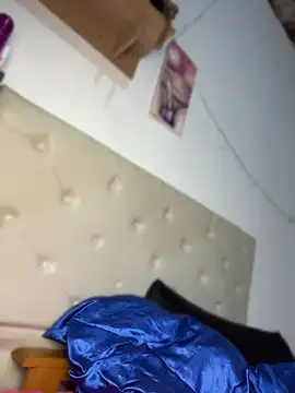 alicetgirlbr live cam on StripChat