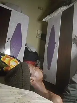 koolbend live cam on StripChat