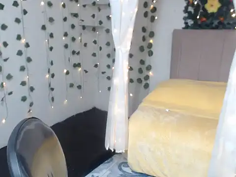 anahi_333 live cam on StripChat