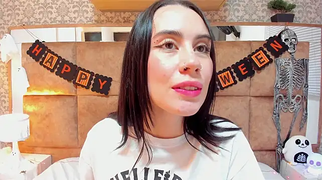 Tara_joii live cam on StripChat