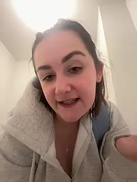 Ana_Delacour