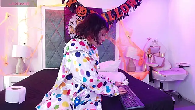 Raven_and_jax live cam on StripChat