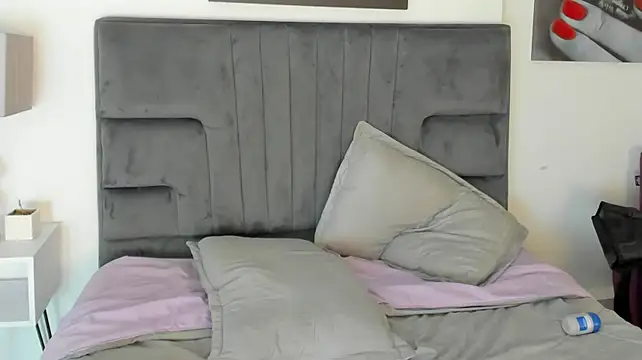 Ted_Ruskin live cam on StripChat