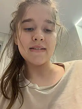 HornyGirlH