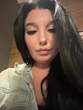 Tisha_Busty webcam