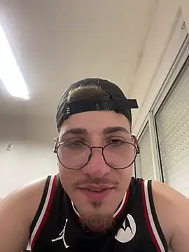 Agrocat07 live cam on StripChat