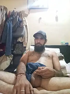 Hairy_mannn2 live cam on StripChat