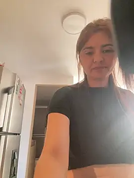 Sarah_Jhonson live cam on StripChat