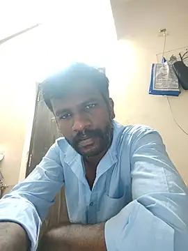 Paramkeerthi live cam on StripChat