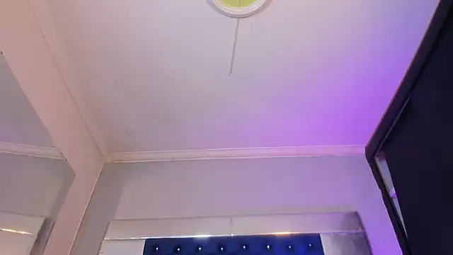 ciara_hotts's live room