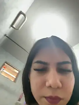 pamela23x (F young) - slow sexy dance