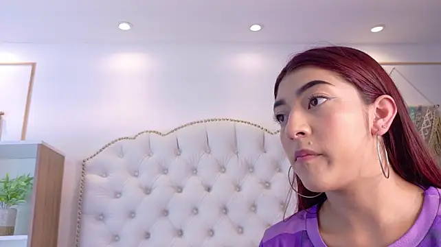 AriaStonne live cam on StripChat