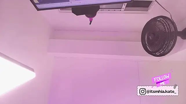 Mhiaa_Sweet live sex cam
