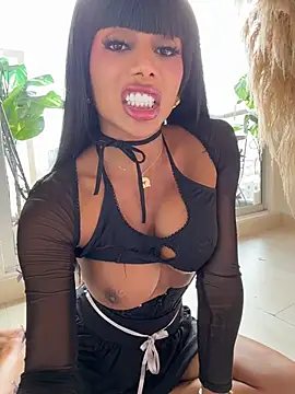 HOT_LADY_777 live cam on StripChat