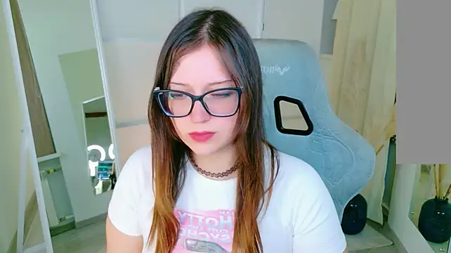 hazen_boom webcam stripchat model stream image